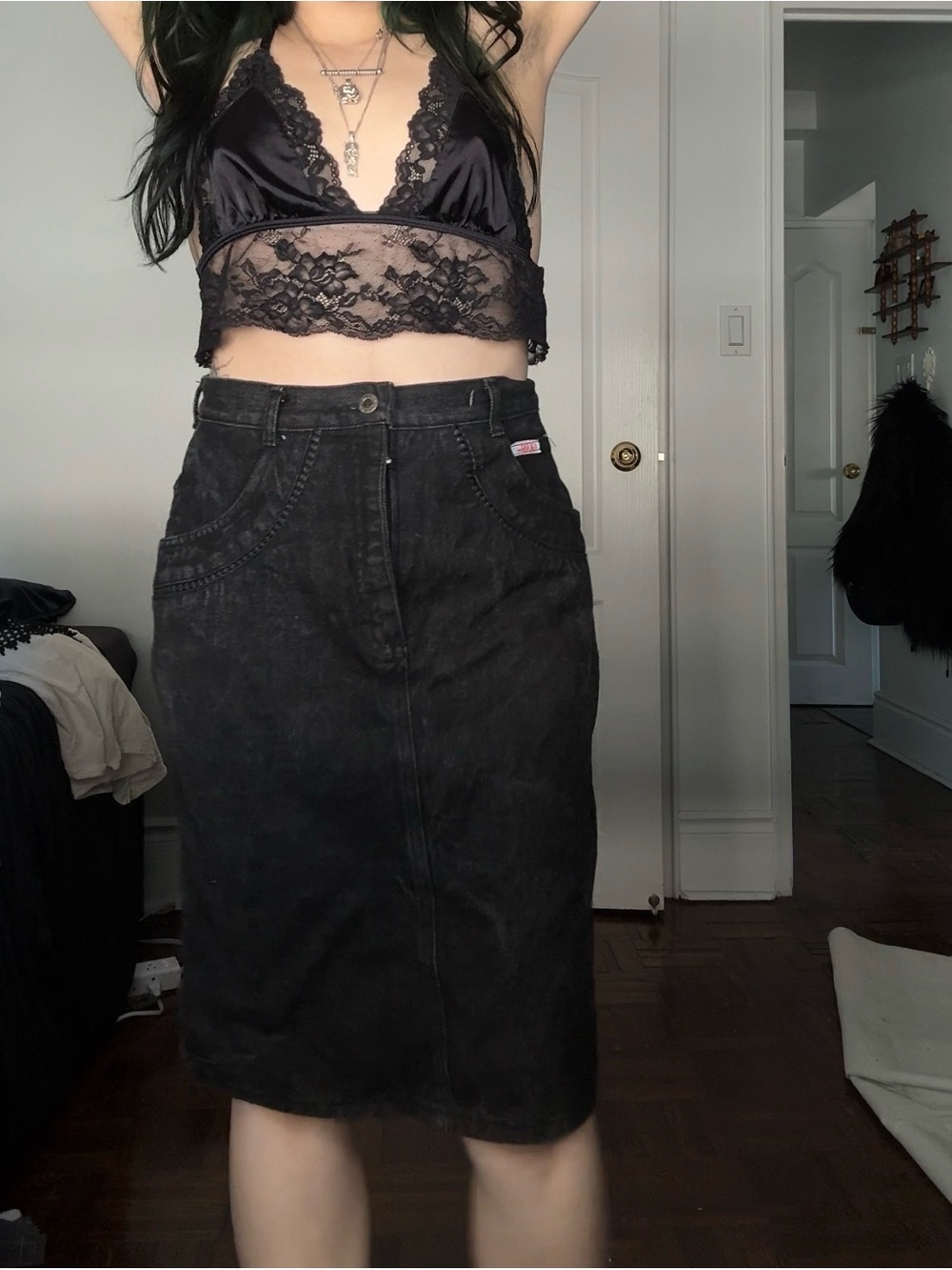 Classic Black High-Waist Midi Skirt